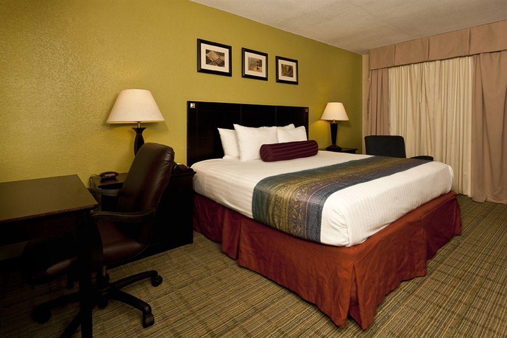 Grand Texan Hotel And Convention Center Midland Exterior foto