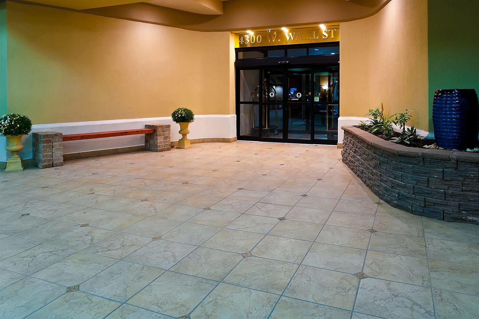 Grand Texan Hotel And Convention Center Midland Exterior foto