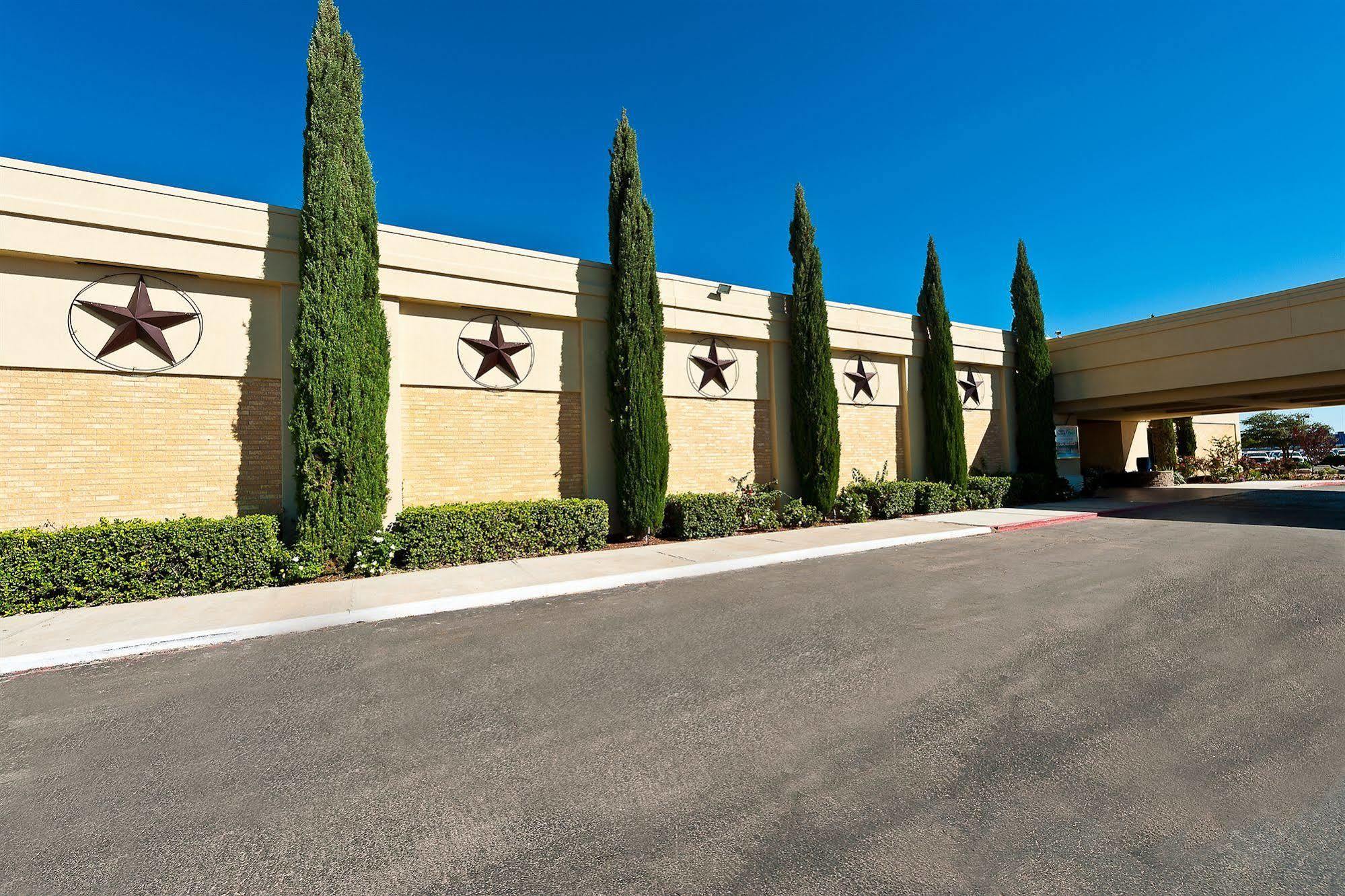 Grand Texan Hotel And Convention Center Midland Exterior foto