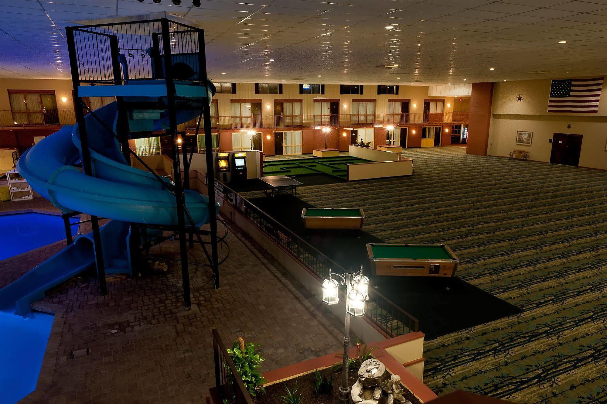 Grand Texan Hotel And Convention Center Midland Exterior foto